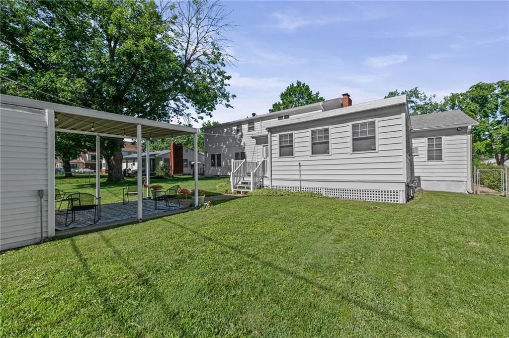 2319 Fayette Street — photo 59