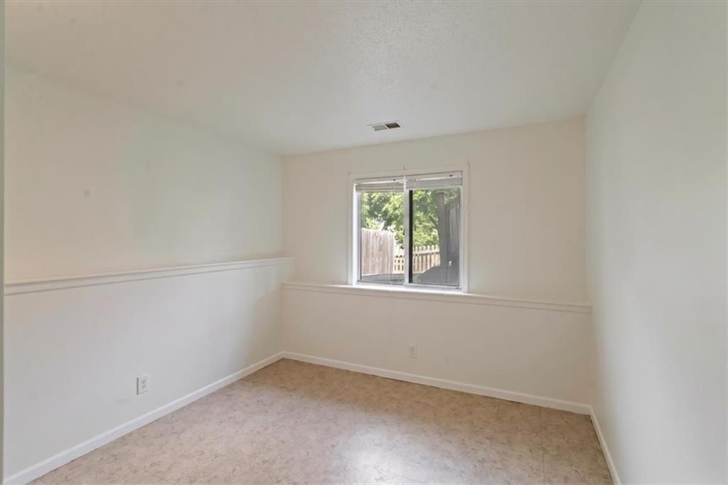 12015 Mackey Street — photo 19