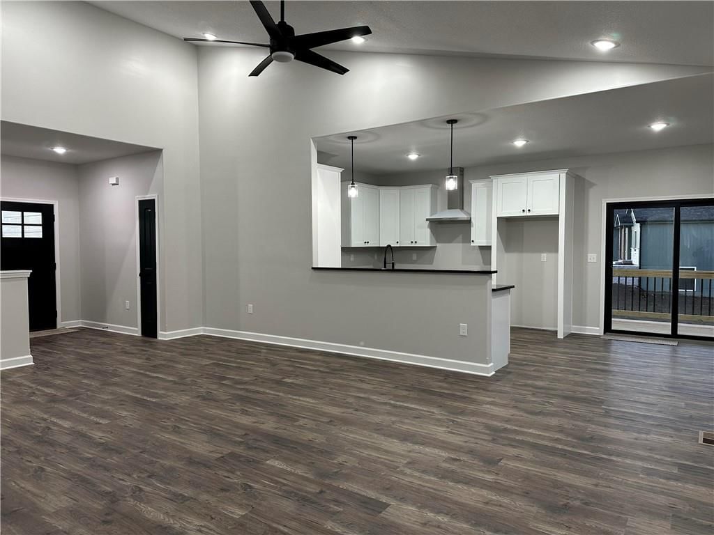 1613 S Ash Court — photo 5