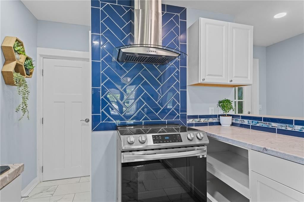 1219 S Glenwood Street — photo 7