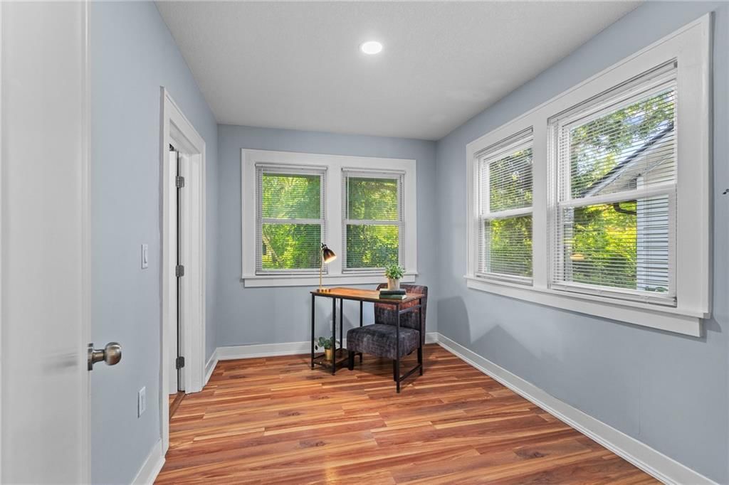 1219 S Glenwood Street — photo 11
