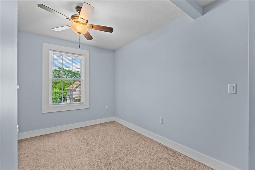 1219 S Glenwood Street — photo 17