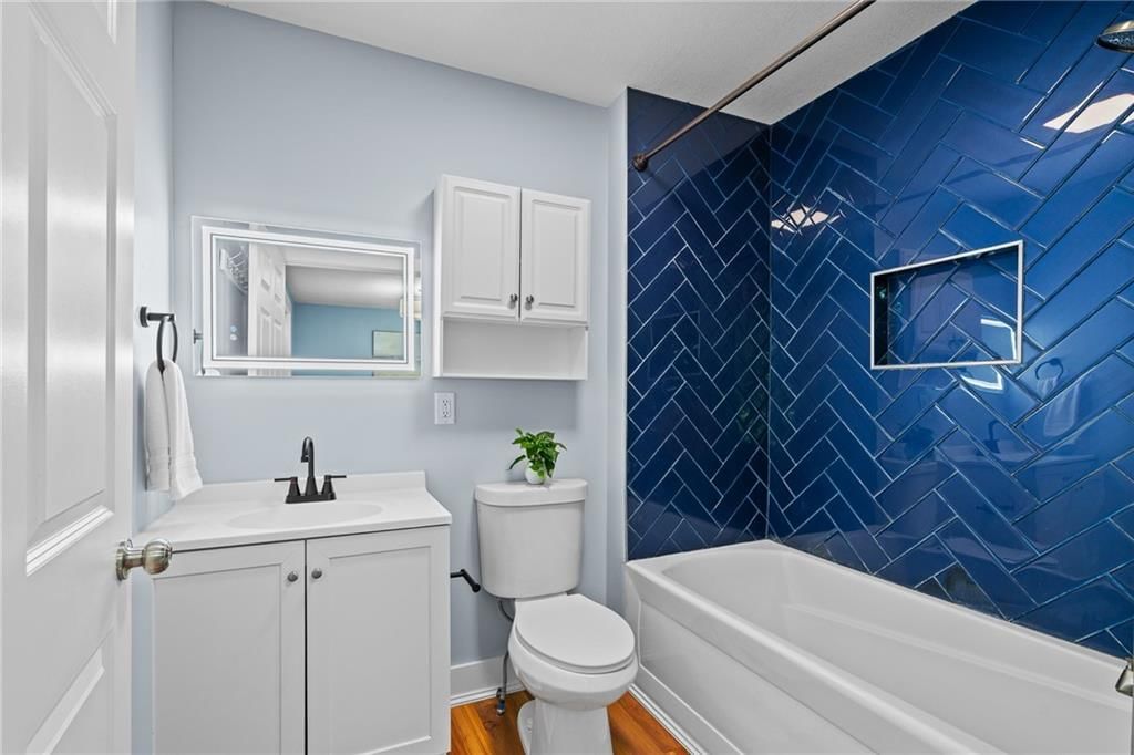 1219 S Glenwood Street — photo 20