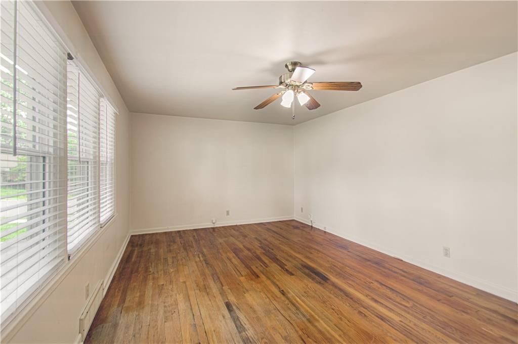 11624 W 68th Street — photo 4