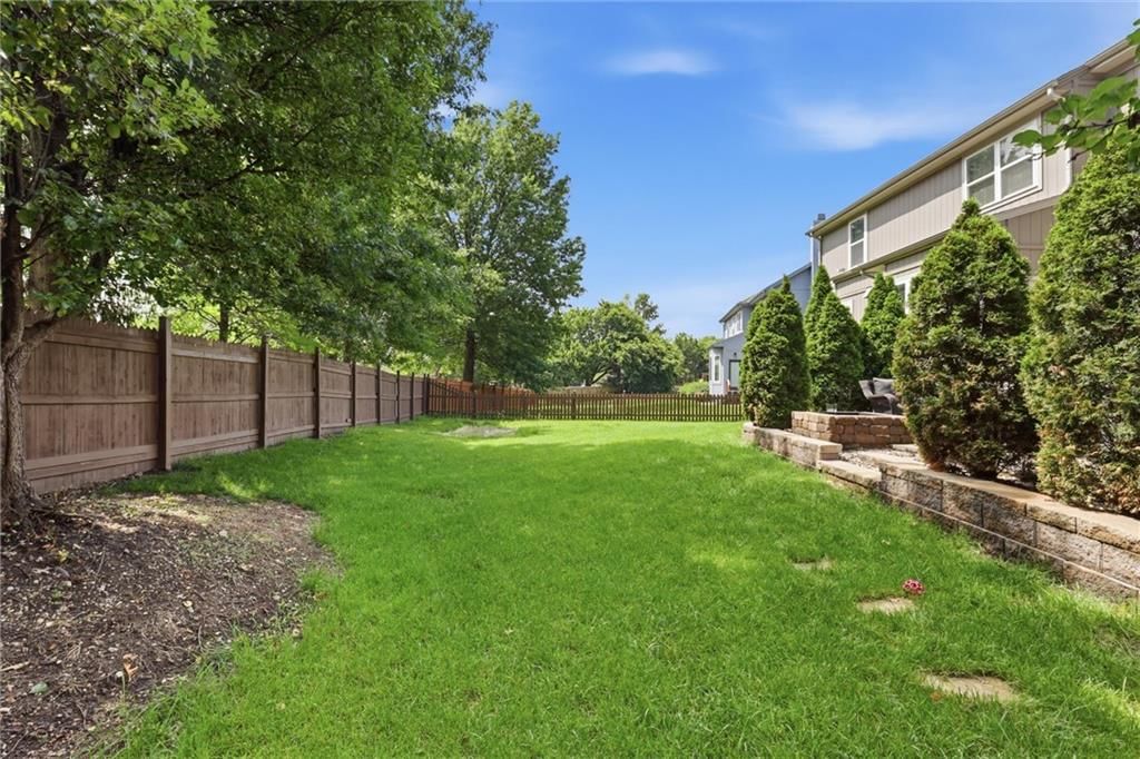 14603 Floyd Street — photo 32