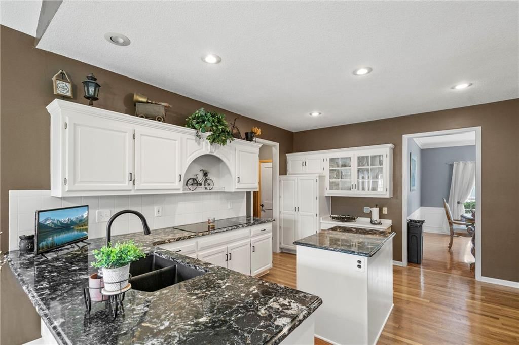 12811 Reeder Street — photo 10