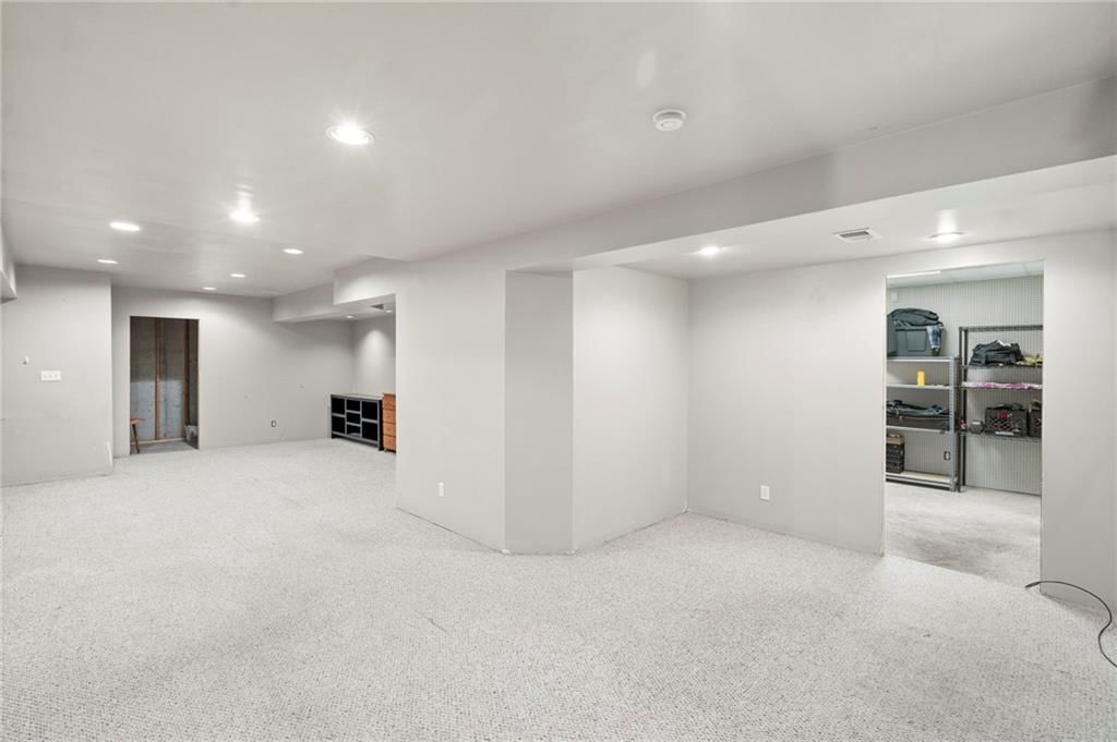 12811 Reeder Street — photo 42