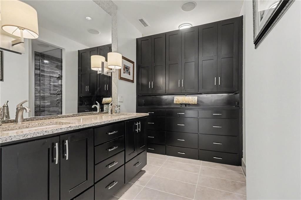 229 Ward Parkway — photo 13