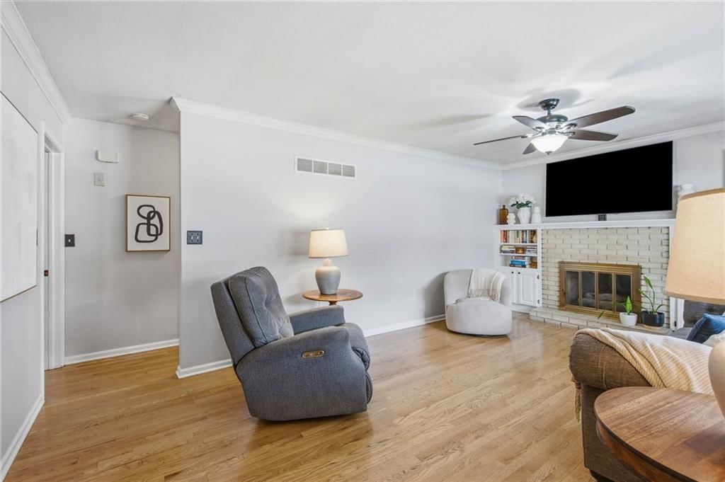 300 N 20TH Street — photo 10