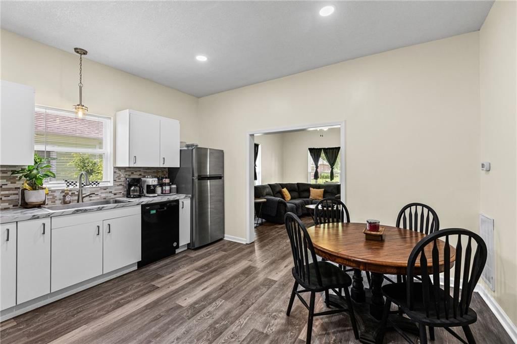 619 N Main Street — photo 11
