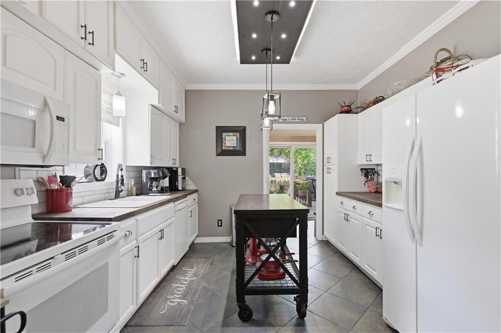 206 S Catalpa Street — photo 13