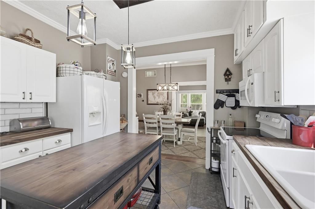 206 S Catalpa Street — photo 14