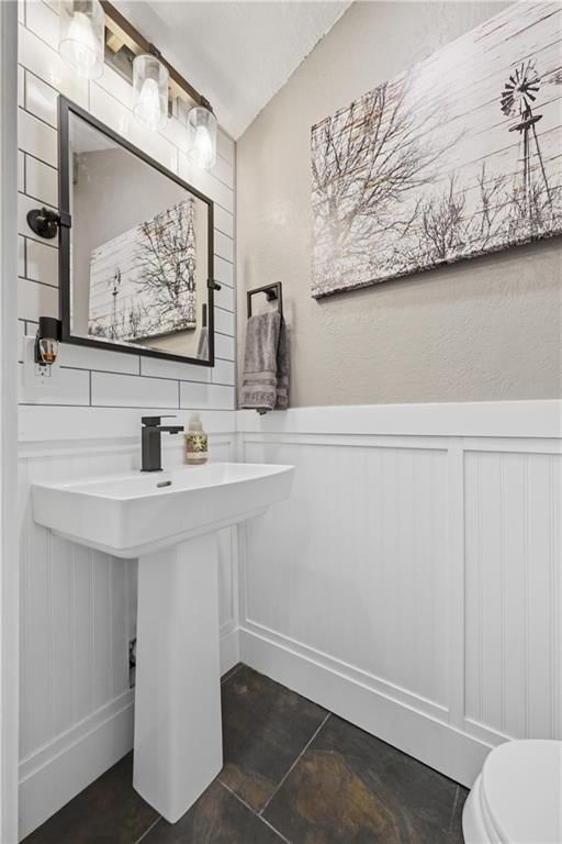 206 S Catalpa Street — photo 17