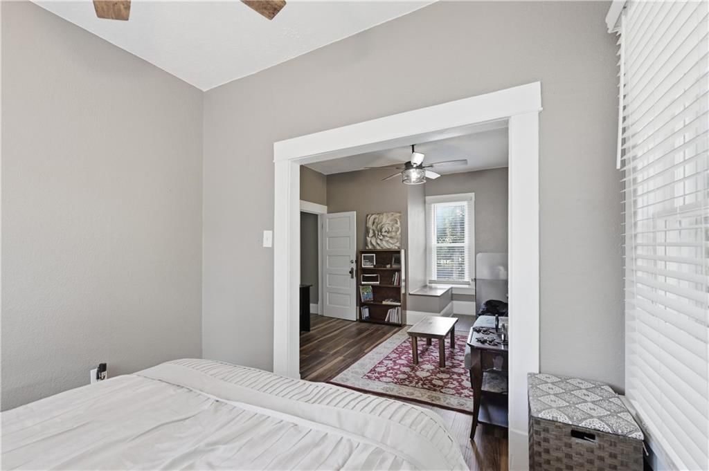 206 S Catalpa Street — photo 34