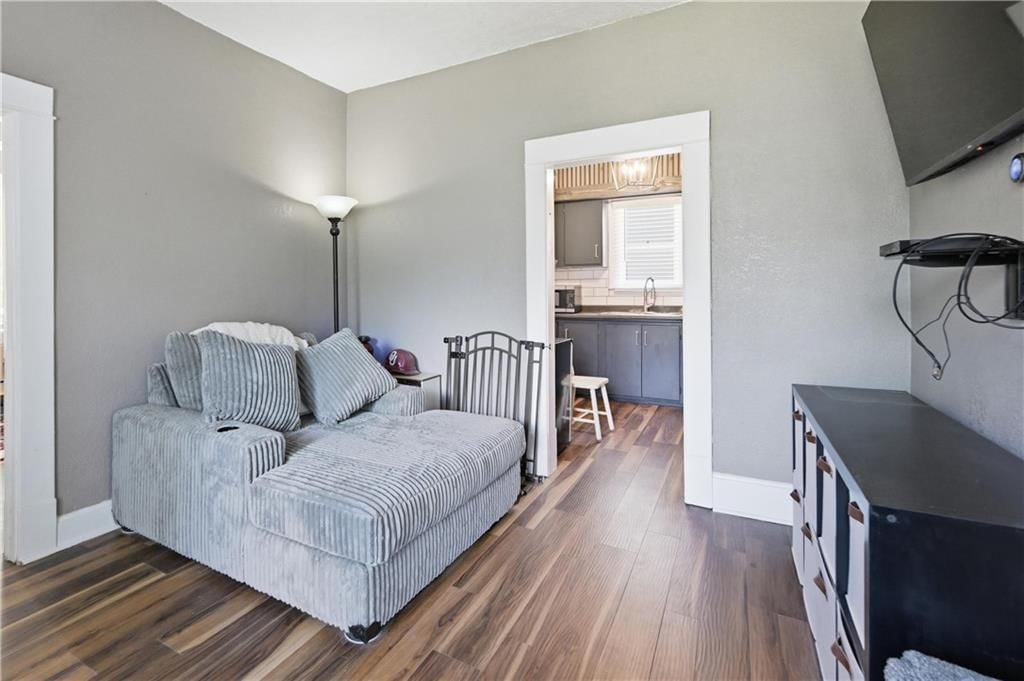 206 S Catalpa Street — photo 37