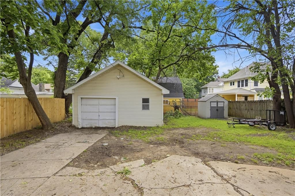 206 S Catalpa Street — photo 50