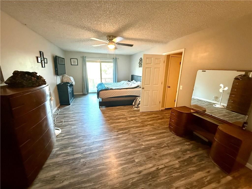 3127 Gene Field Road — photo 11