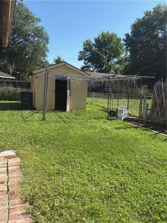 958 Crescent Drive — photo 12