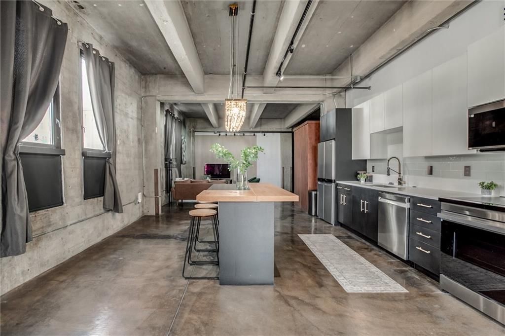 360 W Pershing Road — photo 12