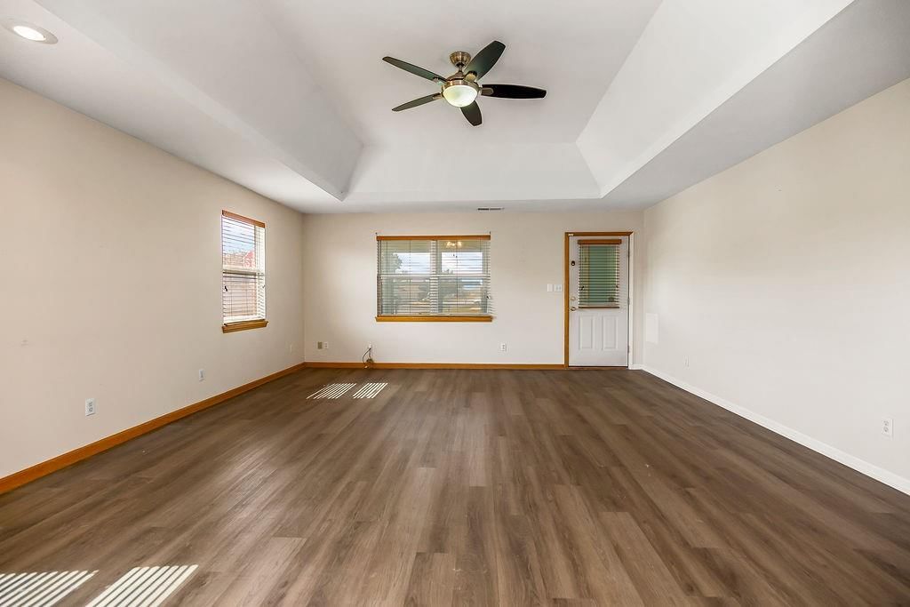 700 Sun Court — photo 5