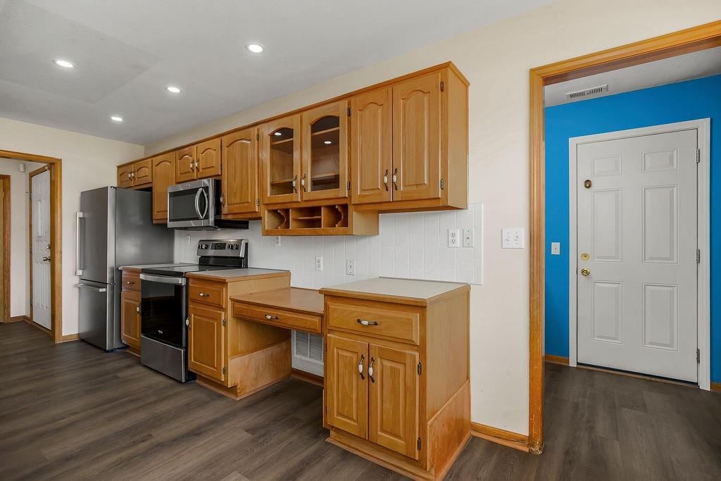 700 Sun Court — photo 11