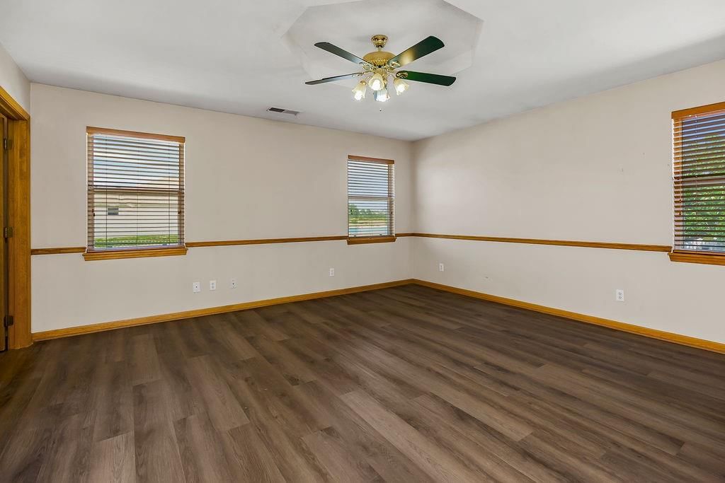 700 Sun Court — photo 14
