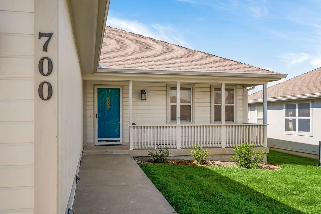 700 Sun Court — photo 24