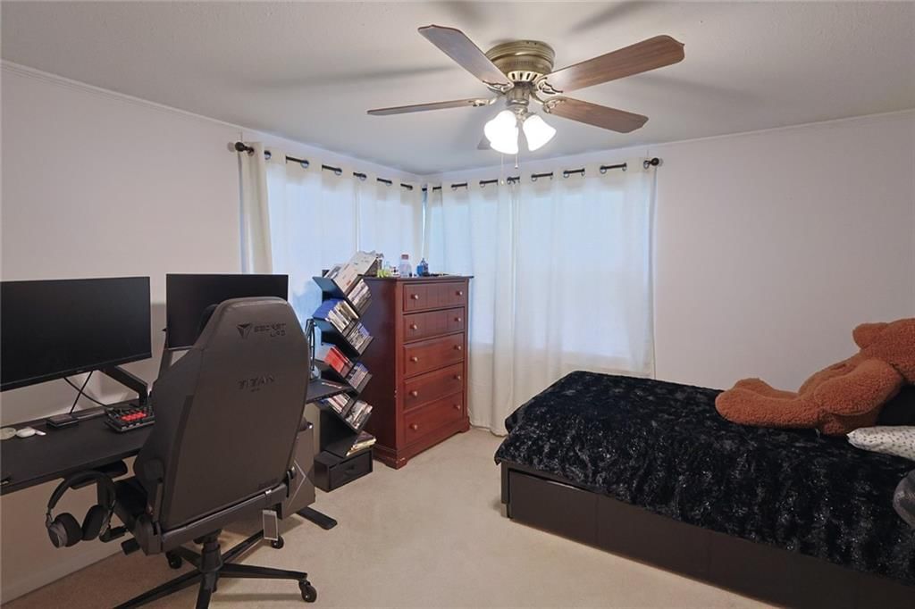 822 Sunset Avenue — photo 14