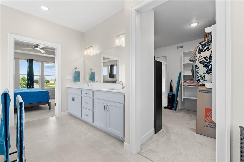 1717 SW Hightown Drive — photo 26