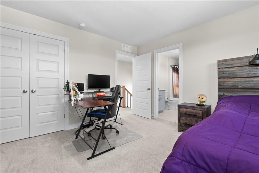1717 SW Hightown Drive — photo 33