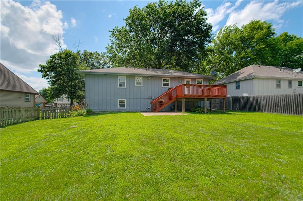 Photo 26 of 29 - 16307 Spring Valley Road, Belton, MO 64012