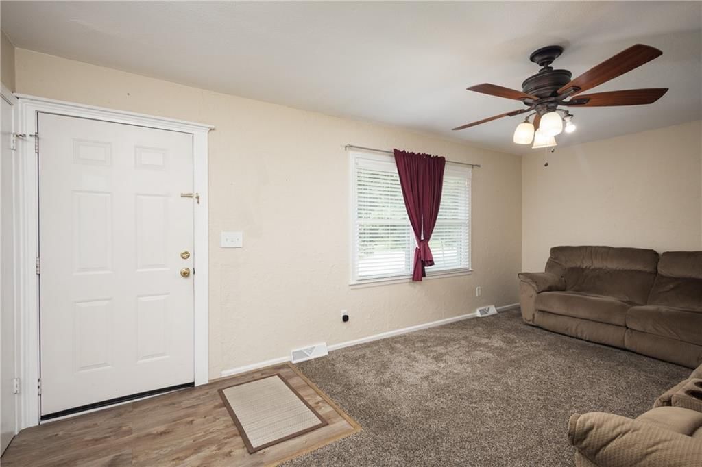 218 SW 20th Terrace — photo 11