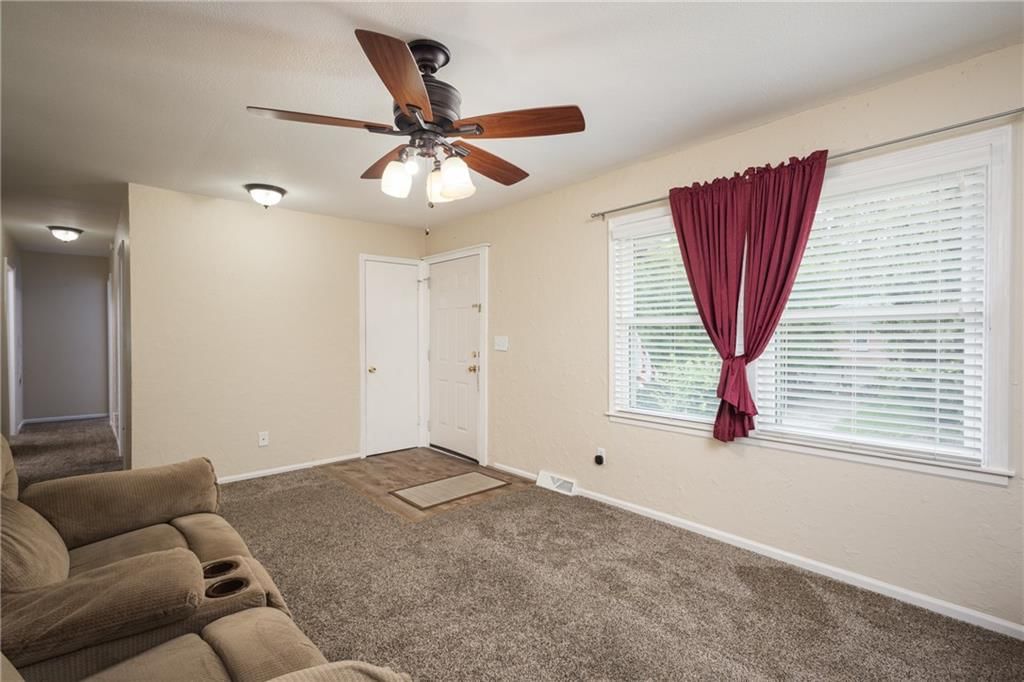 218 SW 20th Terrace — photo 12