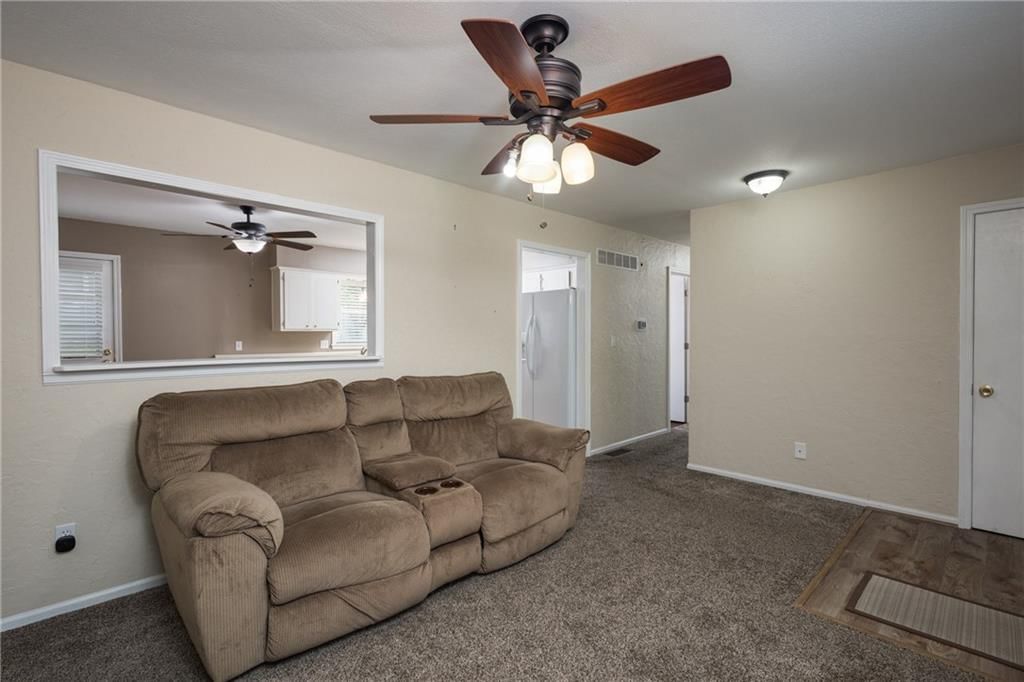 218 SW 20th Terrace — photo 13