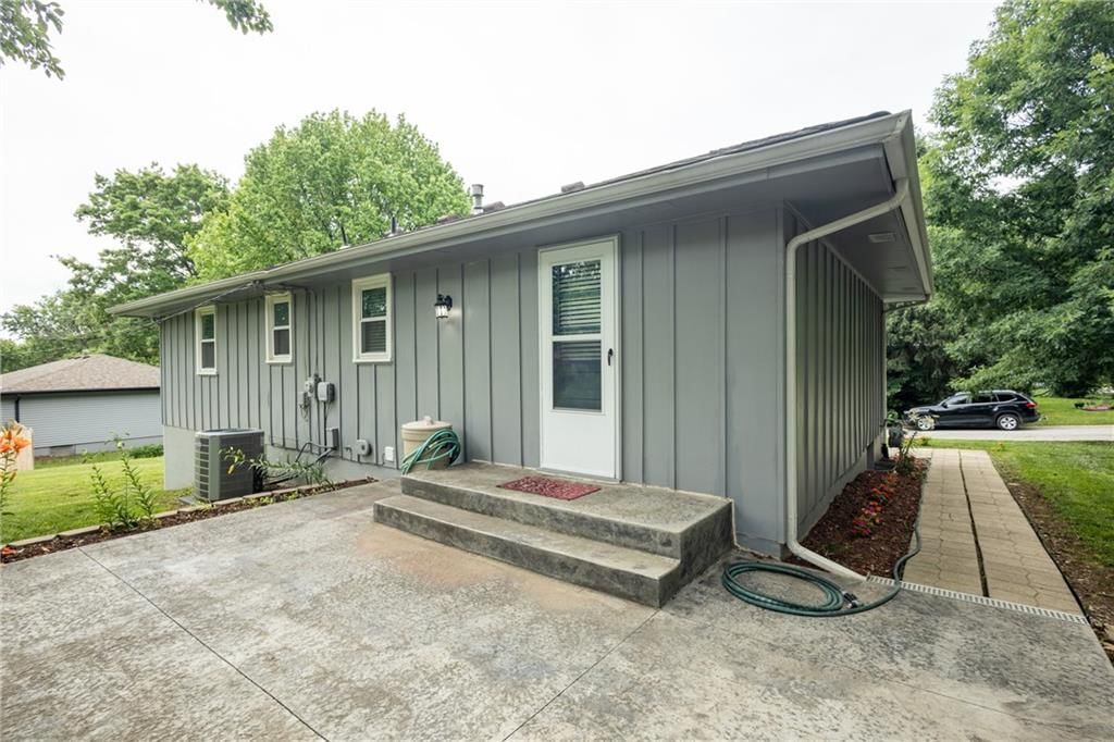 218 SW 20th Terrace — photo 31