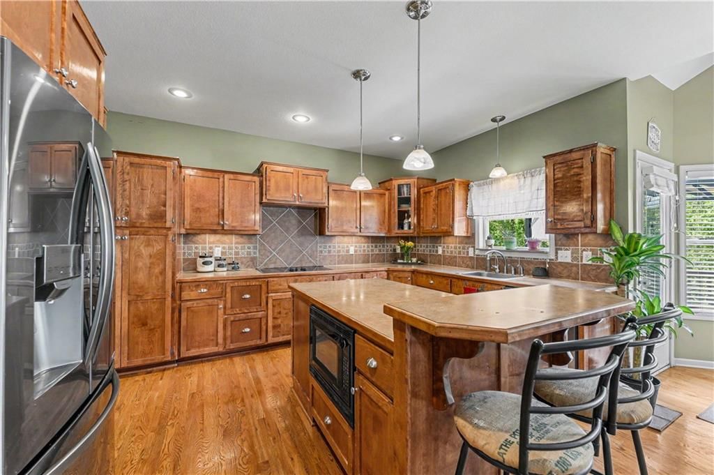 905 Ash Drive — photo 12