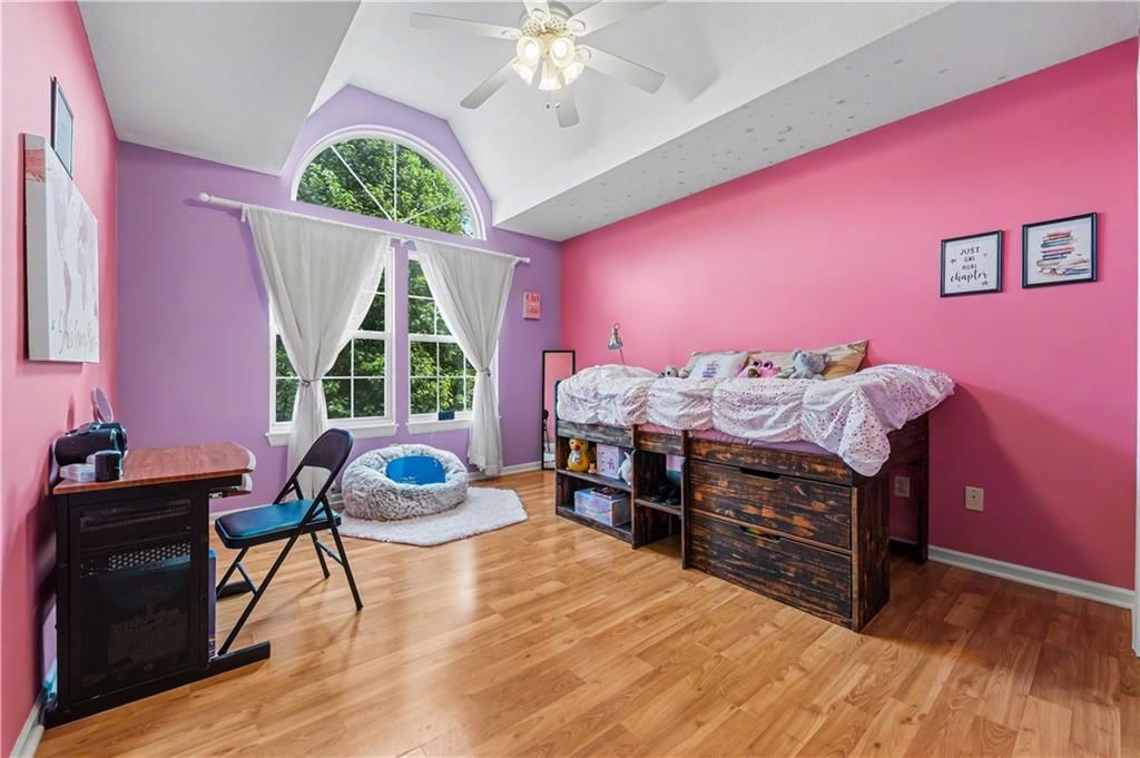 905 Ash Drive — photo 17
