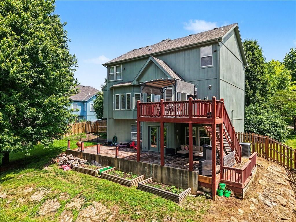 905 Ash Drive — photo 30