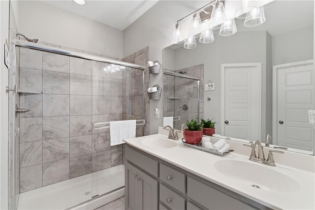 1019 N Cedarcrest Drive — photo 21