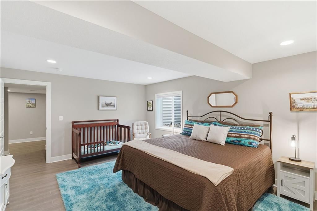 1019 N Cedarcrest Drive — photo 30