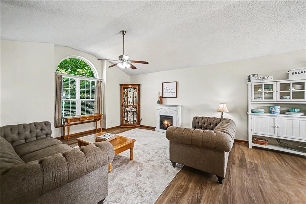 18607 Wildflower Drive — photo 6