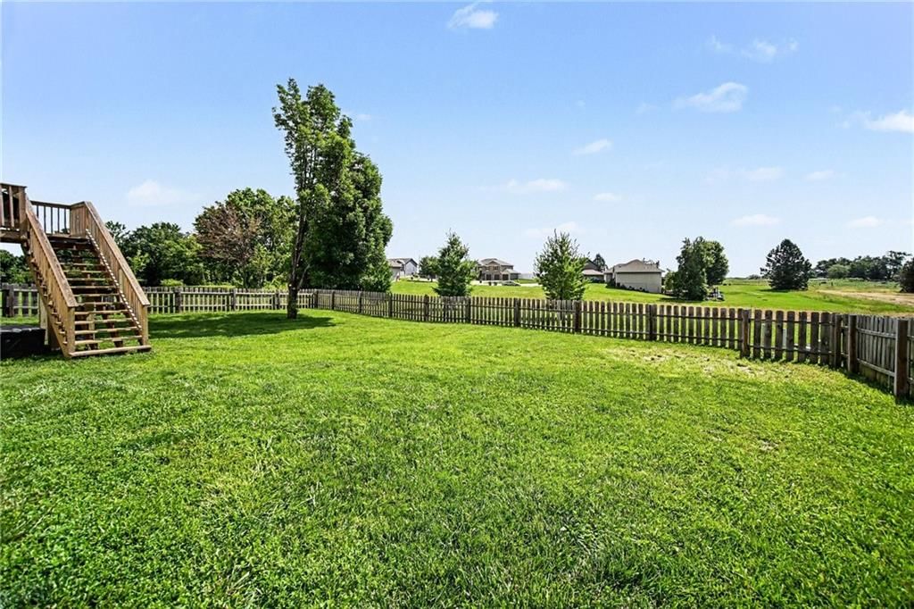 18607 Wildflower Drive — photo 26