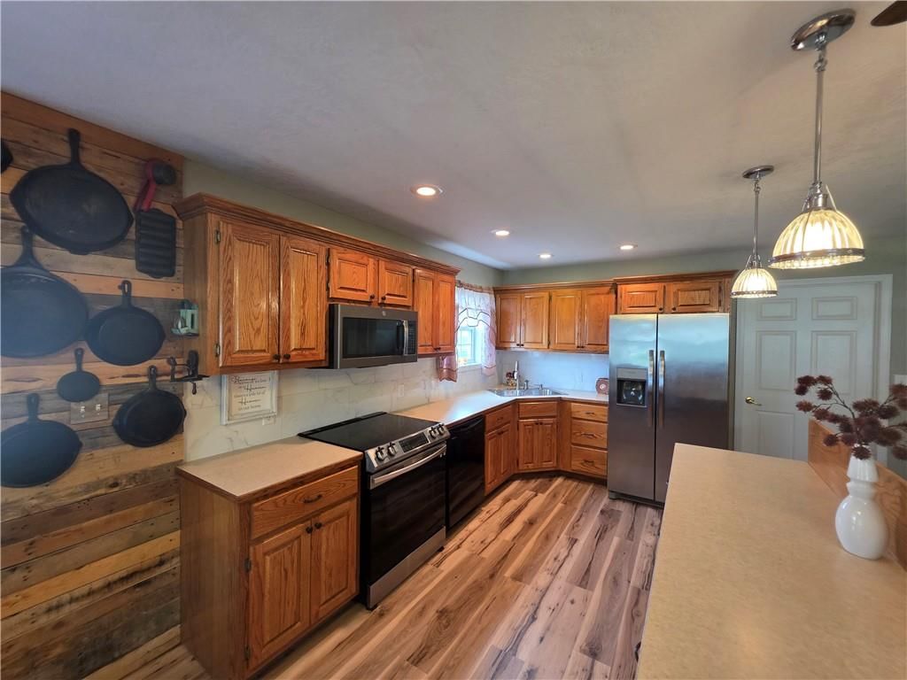 1401 S Main Street — photo 9