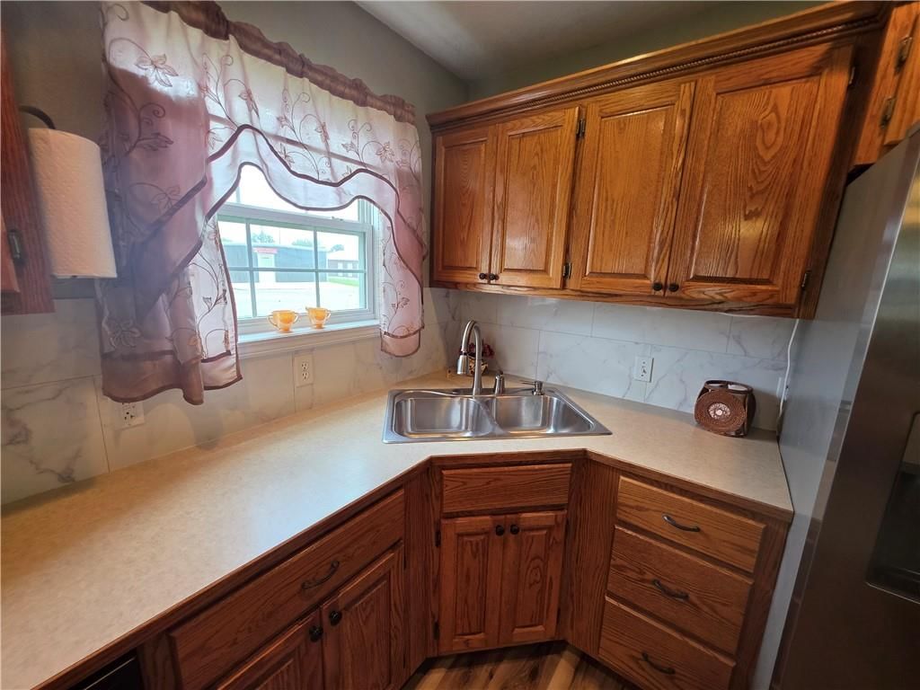 1401 S Main Street — photo 10