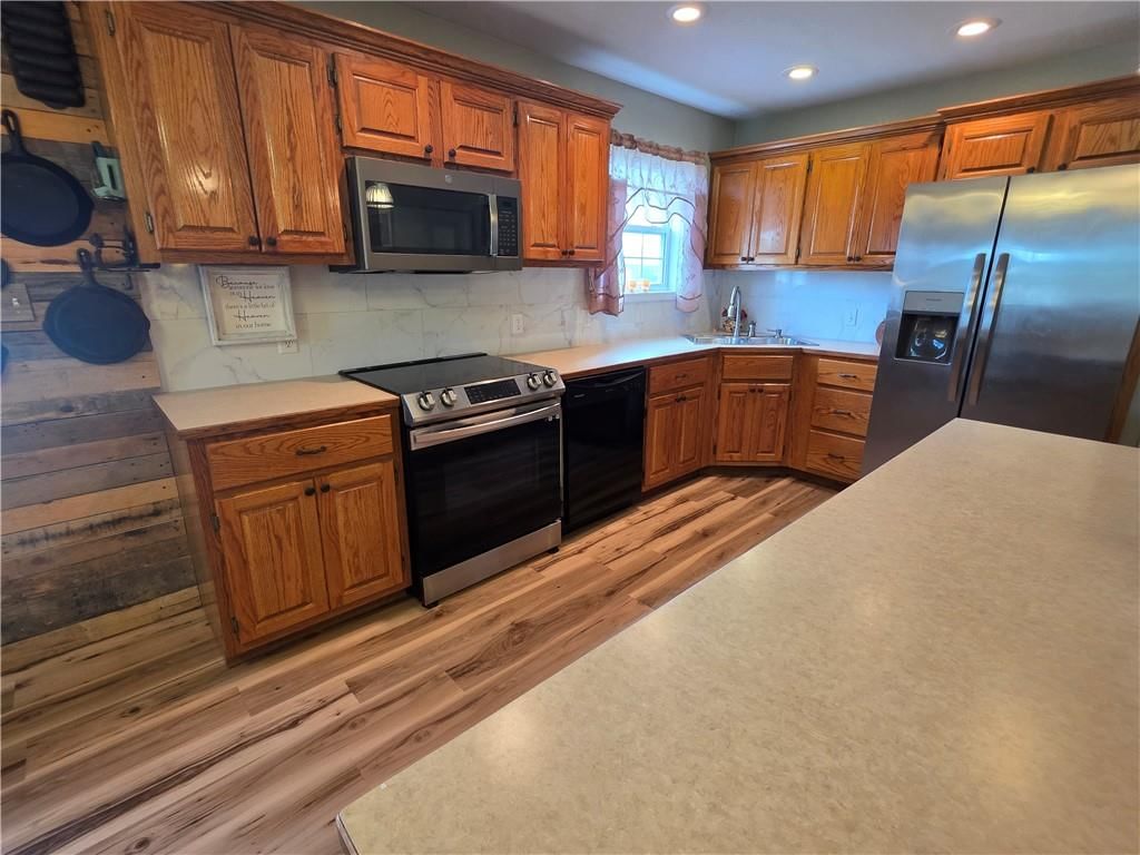 1401 S Main Street — photo 12