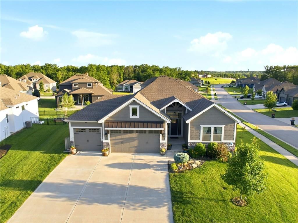 Photo 1 of 57 - 1717 SW 26th Terrace, Lee's Summit, MO 64082