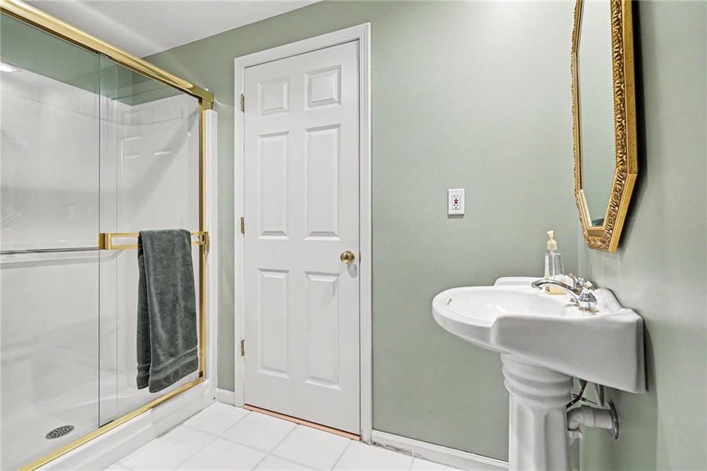 14021 Hayes Street — photo 34
