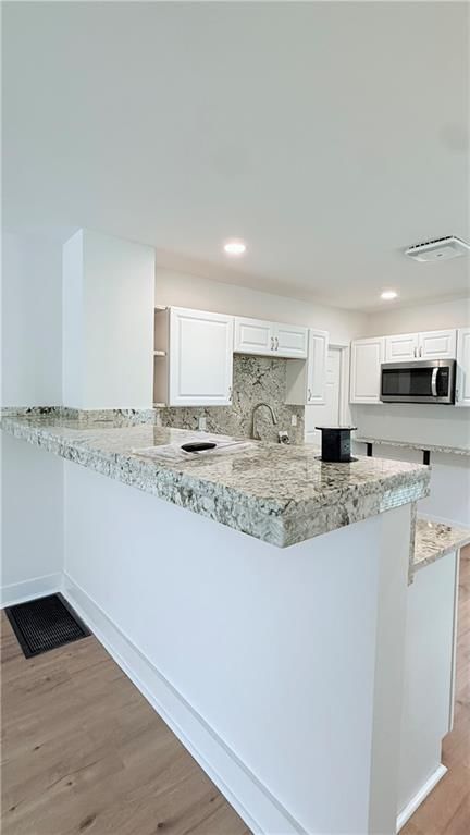 2031 Lister Avenue — photo 5