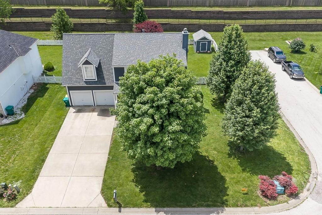 10541 Haskell Avenue — photo 28