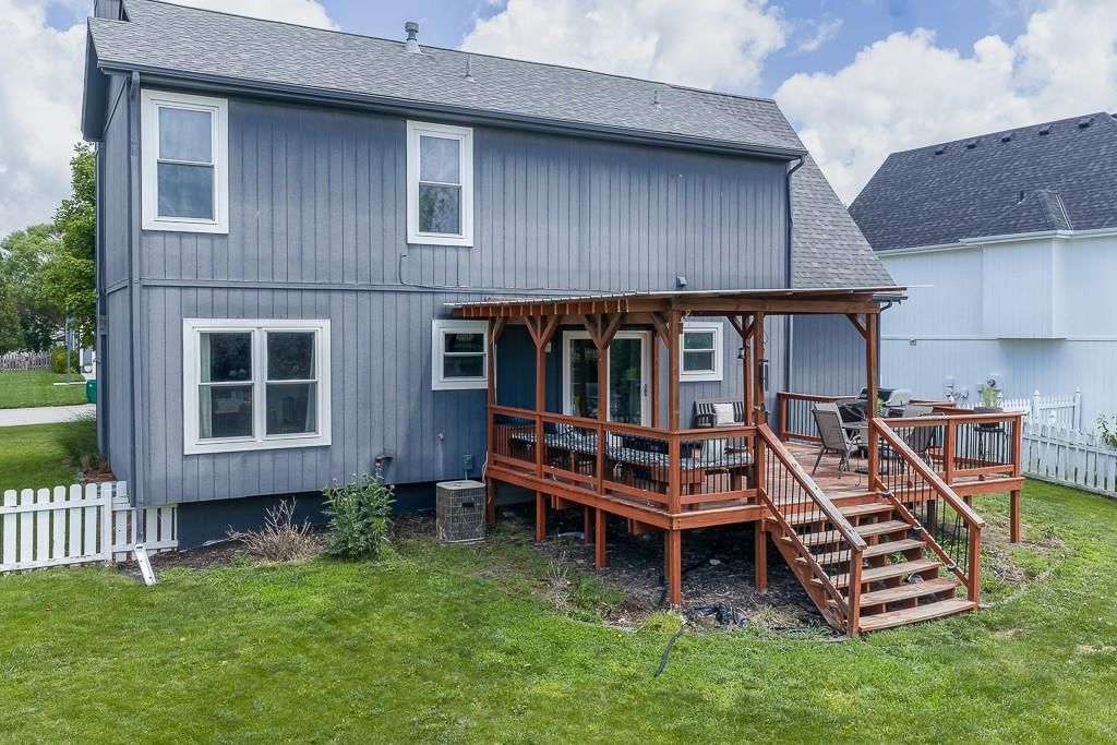 10541 Haskell Avenue — photo 32